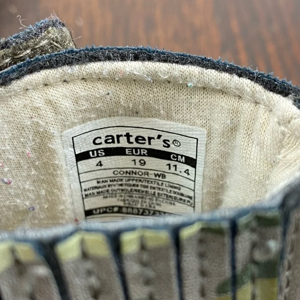 Carter’s Baby Shoes Boots Gray/Tan with Camo On The Side Rubber‎ Bottom Sz 4